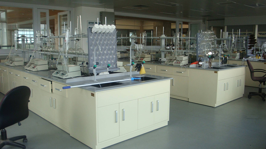 張家界市陽湖坪污水處理廠在長?，F(xiàn)代采購實(shí)驗(yàn)室通風(fēng)柜